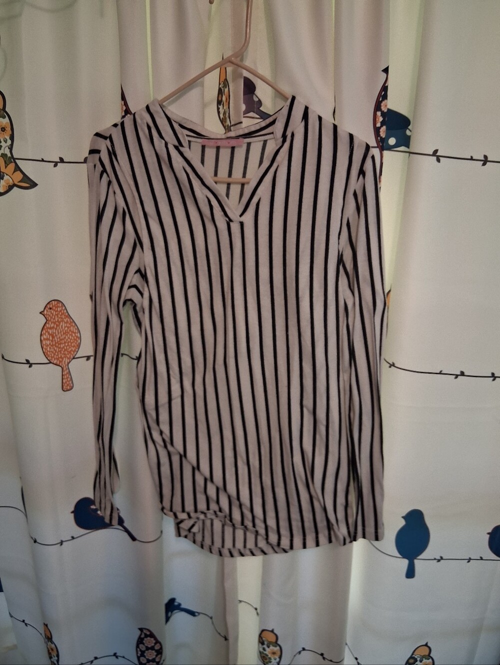 Joymom Classic Black & White Striped V-Neck Long Sleeve Nursing Top Size XL